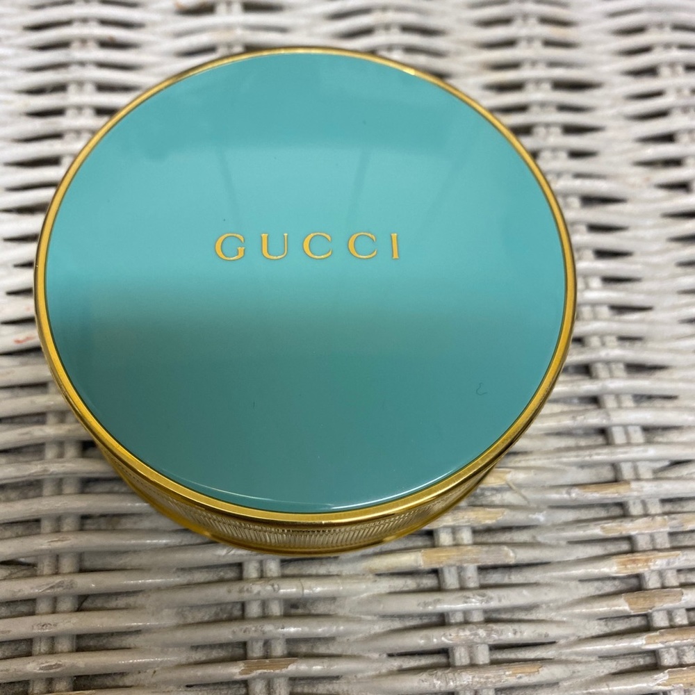 Gucci Bronzer shade 04